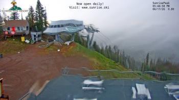 Weather camera view of Sunrise Park Resort 10650 ft elev.