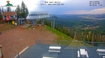 Weather camera view of Sunrise Park Resort 10650 ft elev.