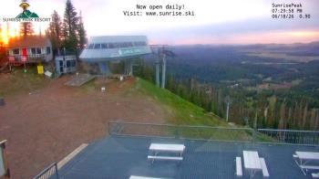 Weather camera view of Sunrise Park Resort 10650 ft elev.