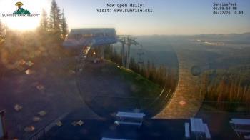 Weather camera view of Sunrise Park Resort 10650 ft elev.