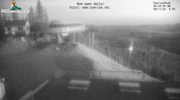 Weather camera view of Sunrise Park Resort 10650 ft elev.
