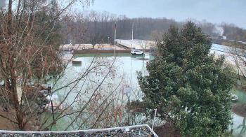 Weather camera view of German School of Washington.