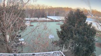 Weather camera view of German School of Washington.