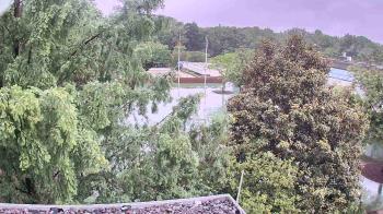 Weather camera view of German School of Washington.