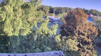 Weather camera view of German School of Washington.