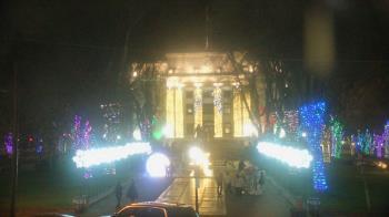 Weather camera view of Prescott Courthouse Square.