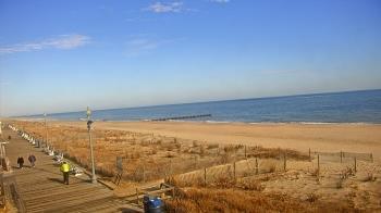 Weather camera view of Boardwalk Plaza Hotel.