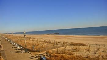 Weather camera view of Boardwalk Plaza Hotel.