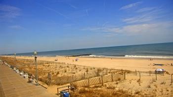 Weather camera view of Boardwalk Plaza Hotel.