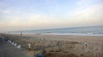 Weather camera view of Boardwalk Plaza Hotel.