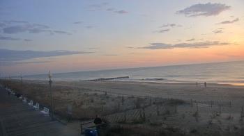 Weather camera view of Boardwalk Plaza Hotel.