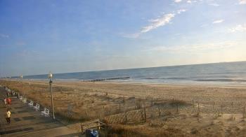 Weather camera view of Boardwalk Plaza Hotel.
