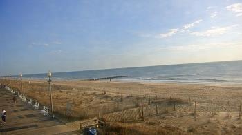 Weather camera view of Boardwalk Plaza Hotel.