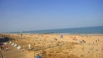 Weather camera view of Boardwalk Plaza Hotel.