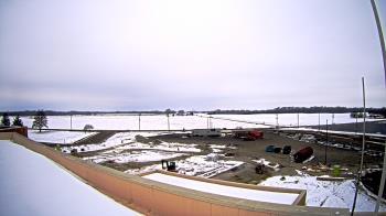 Weather camera view of North Putnam MS.