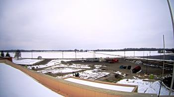 Weather camera view of North Putnam MS.