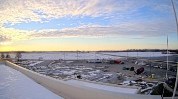 Weather camera view of North Putnam MS.