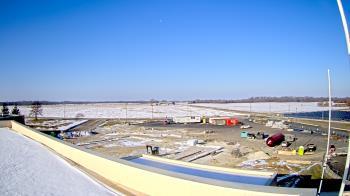 Weather camera view of North Putnam MS.