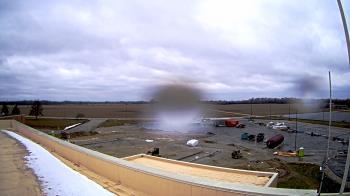 Weather camera view of North Putnam MS.