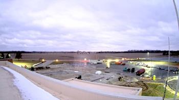 Weather camera view of North Putnam MS.