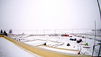 Weather camera view of North Putnam MS.