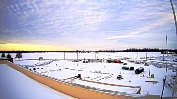 Weather camera view of North Putnam MS.