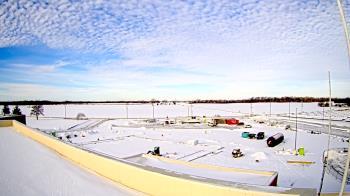 Weather camera view of North Putnam MS.