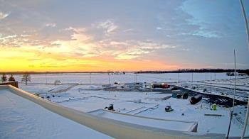 Weather camera view of North Putnam MS.