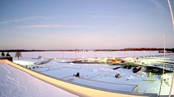 Weather camera view of North Putnam MS.