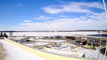 Weather camera view of North Putnam MS.