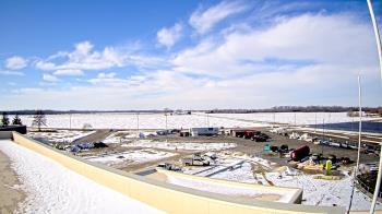 Weather camera view of North Putnam MS.