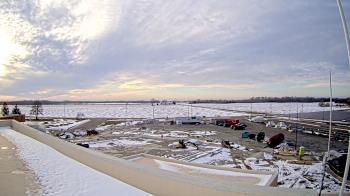 Weather camera view of North Putnam MS.