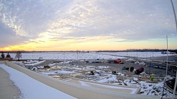 Weather camera view of North Putnam MS.