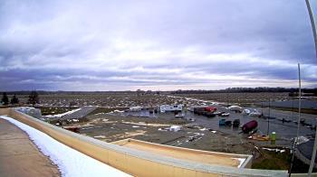 Weather camera view of North Putnam MS.