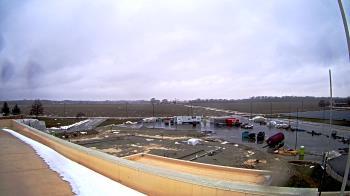 Weather camera view of North Putnam MS.