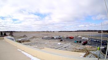 Weather camera view of North Putnam MS.