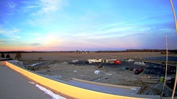 Weather camera view of North Putnam MS.