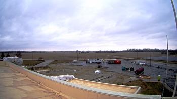 Weather camera view of North Putnam MS.