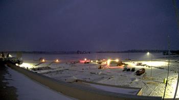 Weather camera view of North Putnam MS.