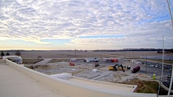 Weather camera view of North Putnam MS.