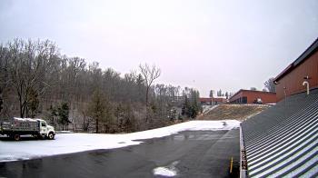 Weather camera view of Rockland County Highway Garage.
