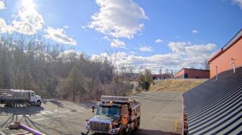Weather camera view of Rockland County Highway Garage.
