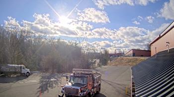 Weather camera view of Rockland County Highway Garage.