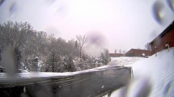 Weather camera view of Rockland County Highway Garage.