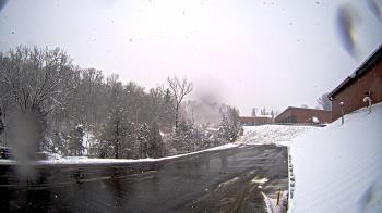 Weather camera view of Rockland County Highway Garage.