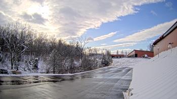 Weather camera view of Rockland County Highway Garage.