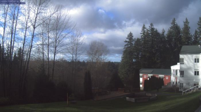 Weather camera view of The Overlake School.