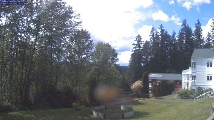 Weather camera view of The Overlake School.