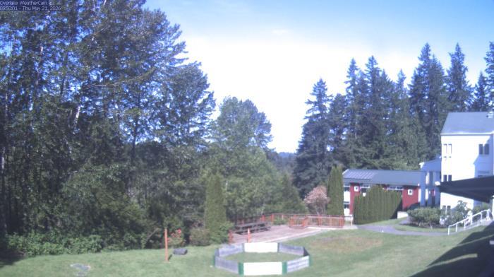 Weather camera view of The Overlake School.
