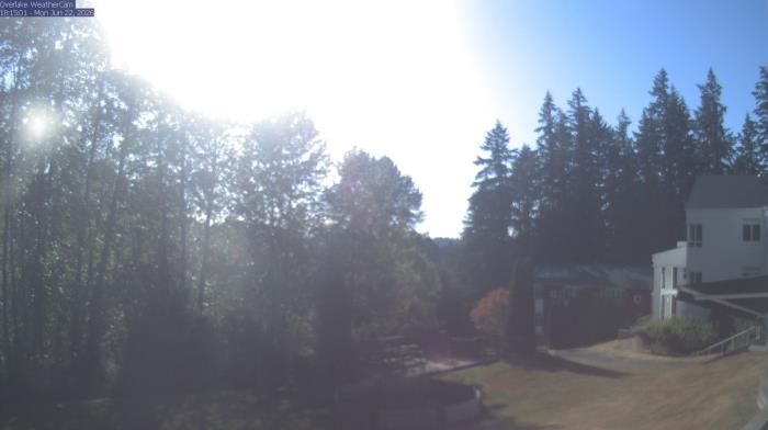 Weather camera view of The Overlake School.